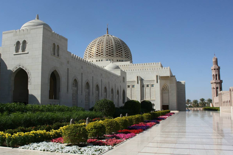 Sindbad 01_6950e_lg.jpg